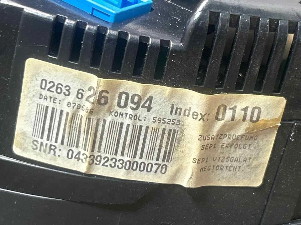 Fits 2007-2008 Audi A4 Speedometer Miles:N/A OEM#:8E0920951G - Imagem 4 de 4