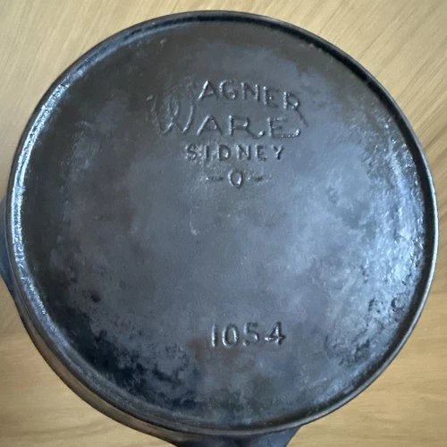 Wagner Ware Cast Iron # 4 Skillet Outside Heat Ring Sidney -0- 1054 Sits Flat