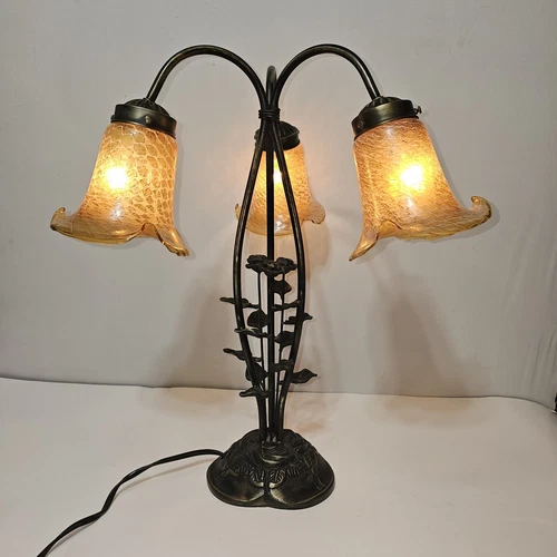 Vintage Tiffany Style Art Nouveau 3 Light Lilly Pad Table Lamp 1970s