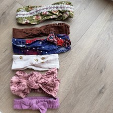 Lot 6 Baby/Toddler Headbands. Brands  Sizing Varies