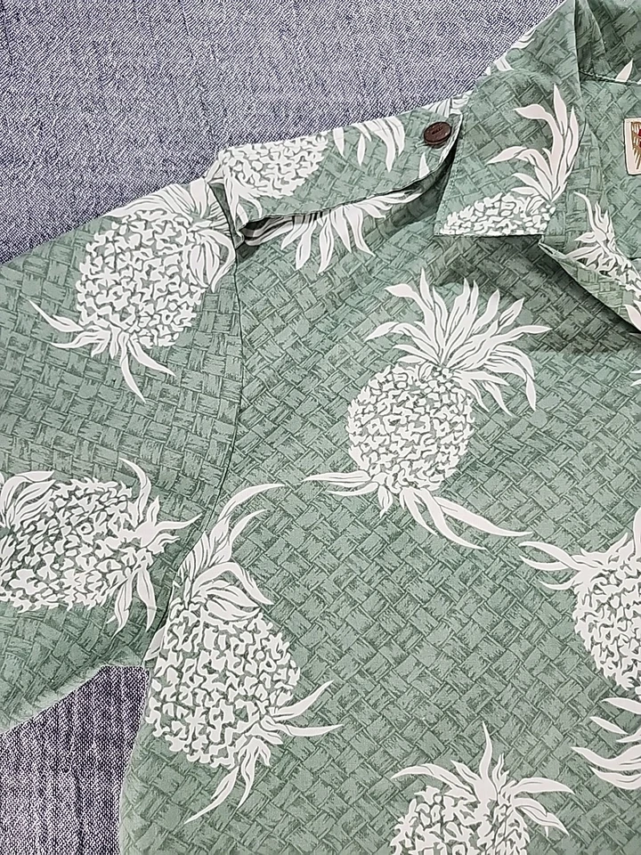 Hilo Hattie Shirt Mens XL Hawaiian Resort Casual Button Up Pineapple Print - Image 4 of 4