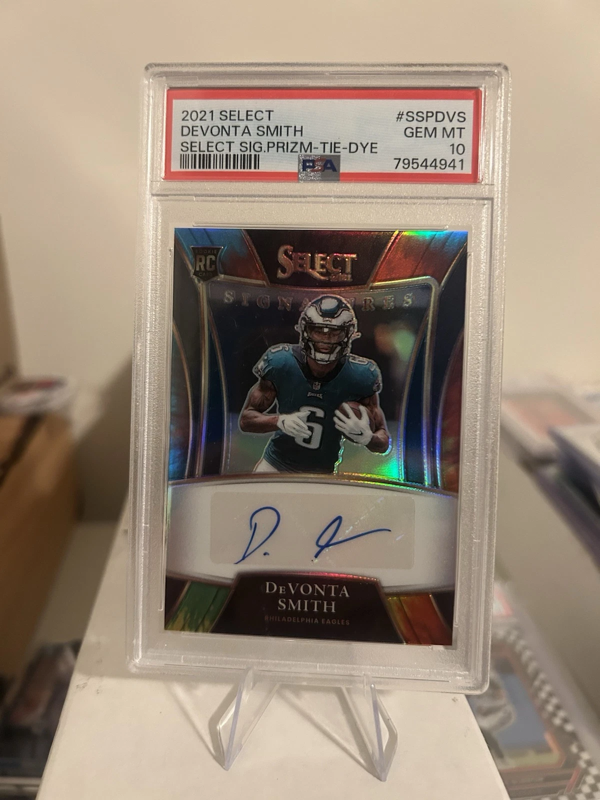 DeVonta Smith Panini Select Select Signatures Prizm #SSPDVS Tie-Dye
