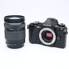 Olympus OM-D E-M5 Mark II Black  14-150mm II Lens Kit 173