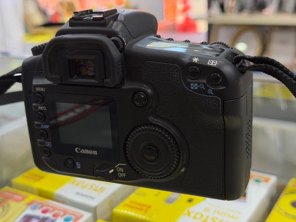 Canon EOS 20D, foto 2 di 5
