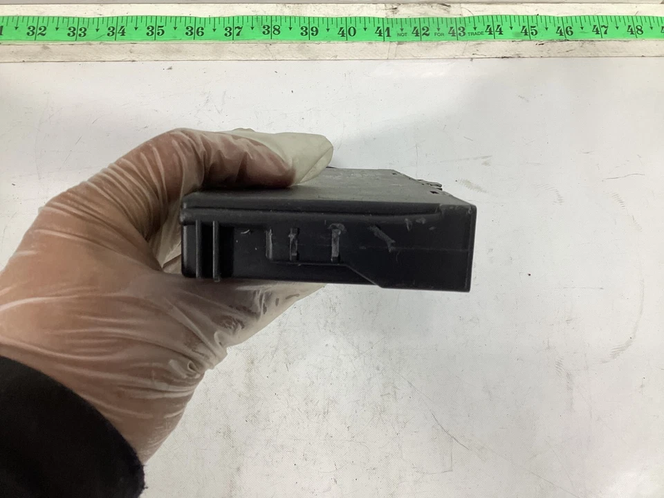 BMW 328i 328i xDrive Cas 3 2009-2013 control de bloqueo central 9217854 OEM. Foto 2 de 4