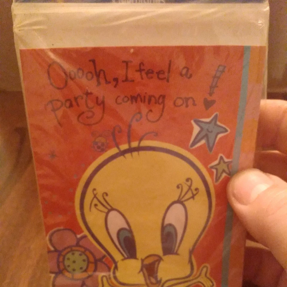 Винтажные мелодии Looney (2001 сделано в США) TWEETY BIRD I Love Tweety ПРИГЛАШЕНИЯ (8 - Изображение 3 из 4