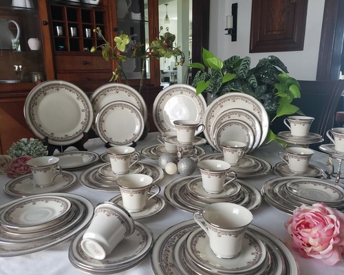 Lenox - Lace Point - 30 Pcs. Dinnerware Set, Gray & Pink Flowers, Platinum Trim - Picture 7 of 15