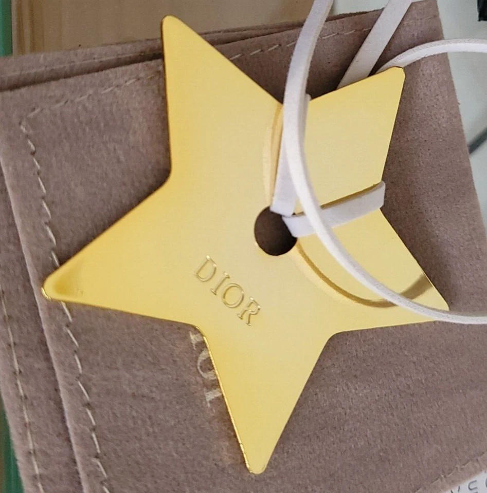 DIOR  gold STAR 3 necklaces pendant CHARM + key ring + ribbons gift box Dior +++ - Image 3 of 4
