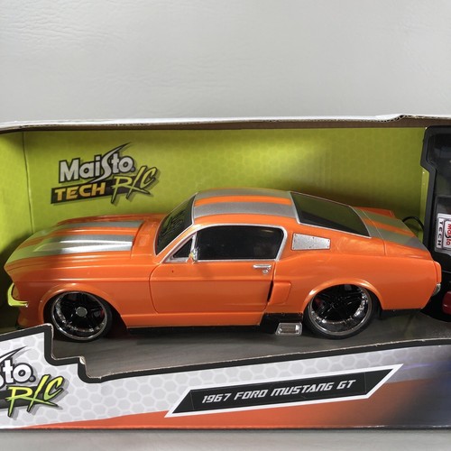 Maisto Tech RC 1967 FORD MUSTANG GT 1:24 Scale Batteries Required - Picture 3 of 12
