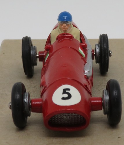 Crescent Toys 1956 England Ferrari 500 2.5litre Grand Prix Racing Car 1/43 #1286 - Picture 2 of 6
