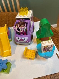 2 Sets Lego Duplo Doc McStuffins Backyard Clinic 10606 & Rosie the Ambulance 106
