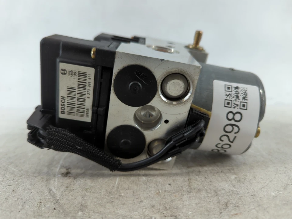 2002-2004 Mitsubishi Diamante Abs Pump Control Module L5YCJ - Image 4 of 4