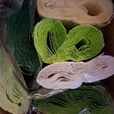 Gersoniel 57 Piece Crepe Paper Flower DIY Kits 6 Rolls Green, Beige, White, Tape
