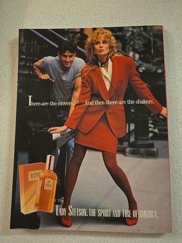 Seventeen Magazine September 1990 Cameron Diaz College Survival Guide - Foto 2 di 9