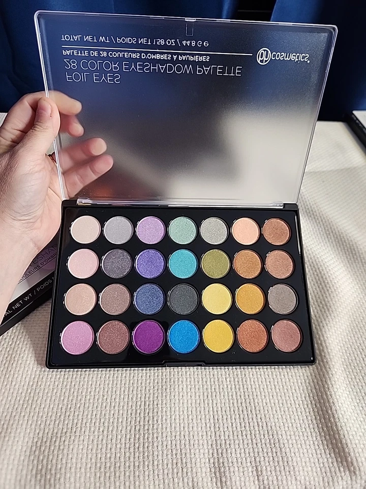 3 - BH Cosmetics Foil Eyes 2 Eyeshadow Palette 28 Colors Pigmented Jewel Mattes - Image 4 of 4