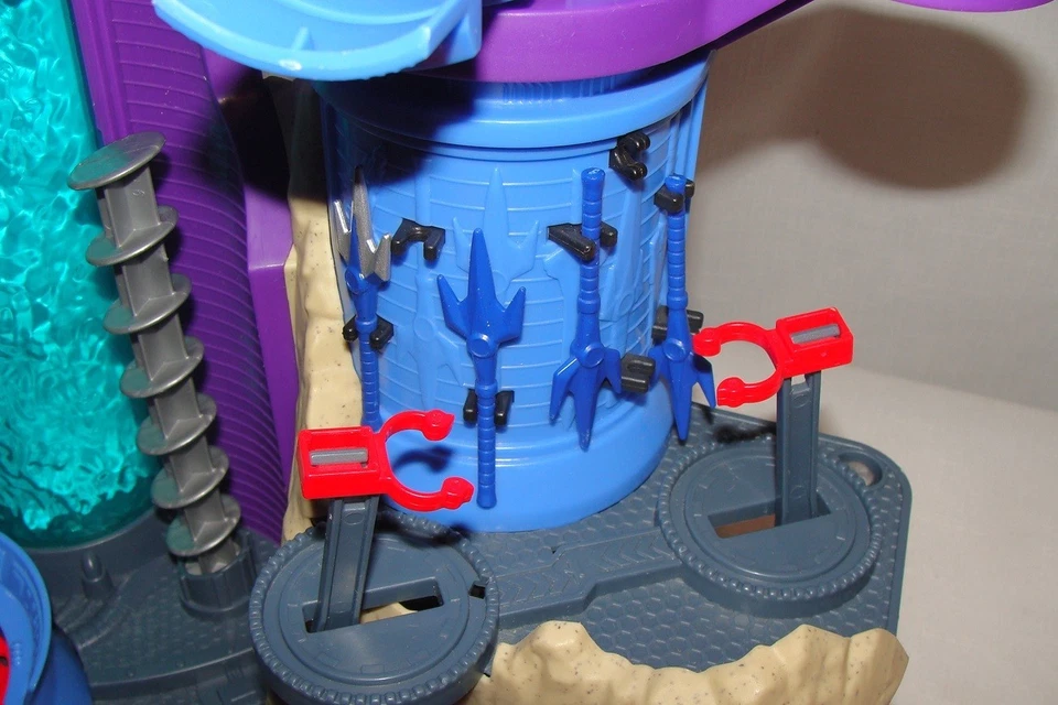 Mighty Morphin Power Rangers Imaginext Command Center Figuras + Juego de Armas Foto 3 de 4