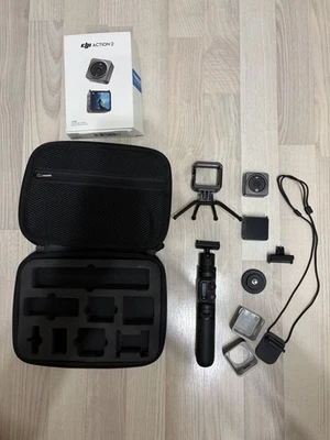 DJI Action 2 Dual-Screen Combo Action Kamera mit Zubehörpaket - Bild 1 von 4
