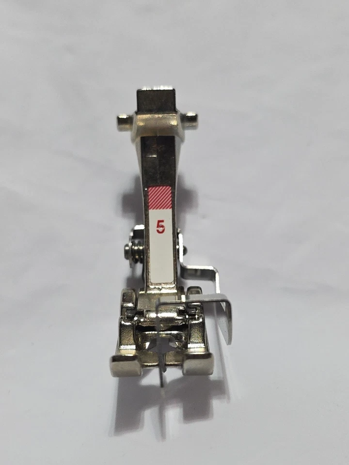 Bernina Sewing Machine Parts Foot 8 Piece Lot #5 #10 #37 Foot Blindstitch Style - Image 2 of 4