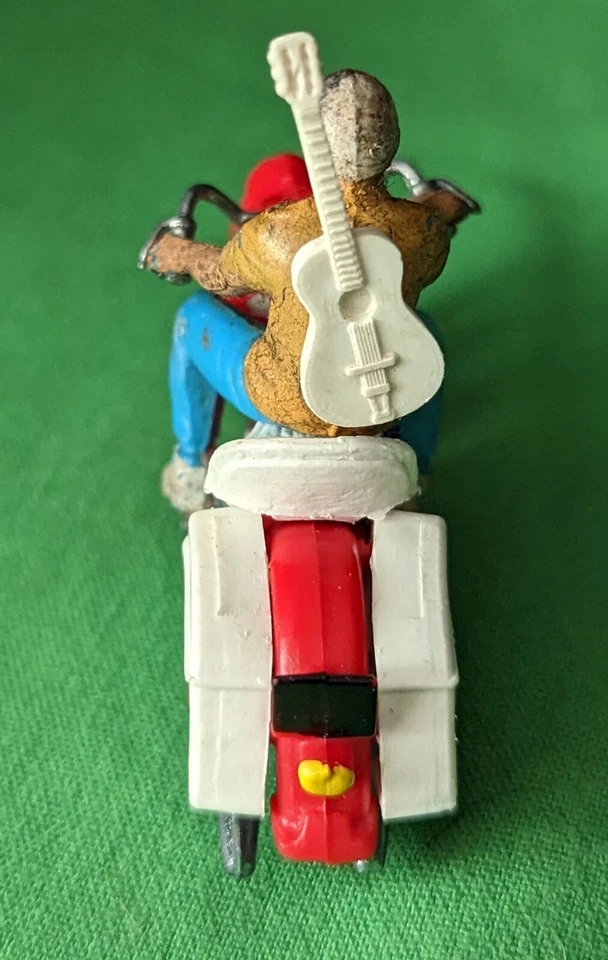  Motocicleta Harley Davidson 'Buzz' modelo británico #9689   Foto 3 de 4