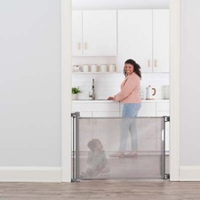 Retractable Baby Safety Gate Space-Saving Pet Gate Expands up to 50" Wide NEW