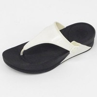 Genuine Womens Fitflop Walkstar Rubber Black/white Solid Toe Post (b300) Genuine Womens Fitflop Walkstar Rubber Black/white Solid Toe Post (b300)