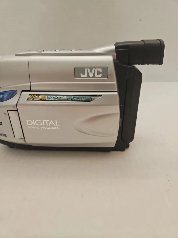JVC Compact VHS Camcorder VHS Model GR-AXM18U , 091B2835 Untested - Image 3 of 4