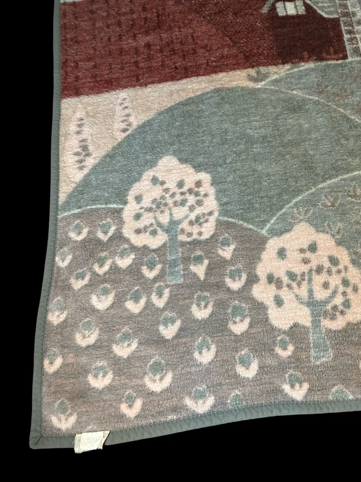 Manta Biederlack™ Huerto Granja Rosa Reversible Suave Acrílico De Colección Foto 3 de 4