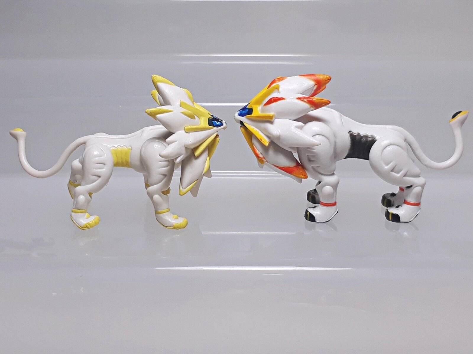 Pokémon-Figurine légendaire Solgaleo 30 cm