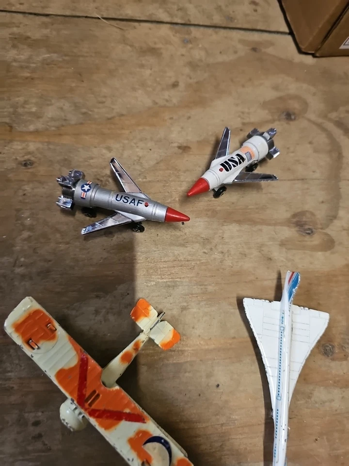 Lot Of 16 Vintage Diecast Collectible Planes And Helicopters Space Shuttle  - Image 3 of 4