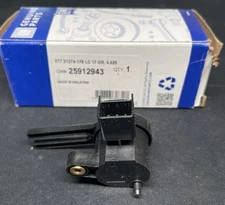 GM Genuine Parts 25912943 Brake Pedal Position Sensor