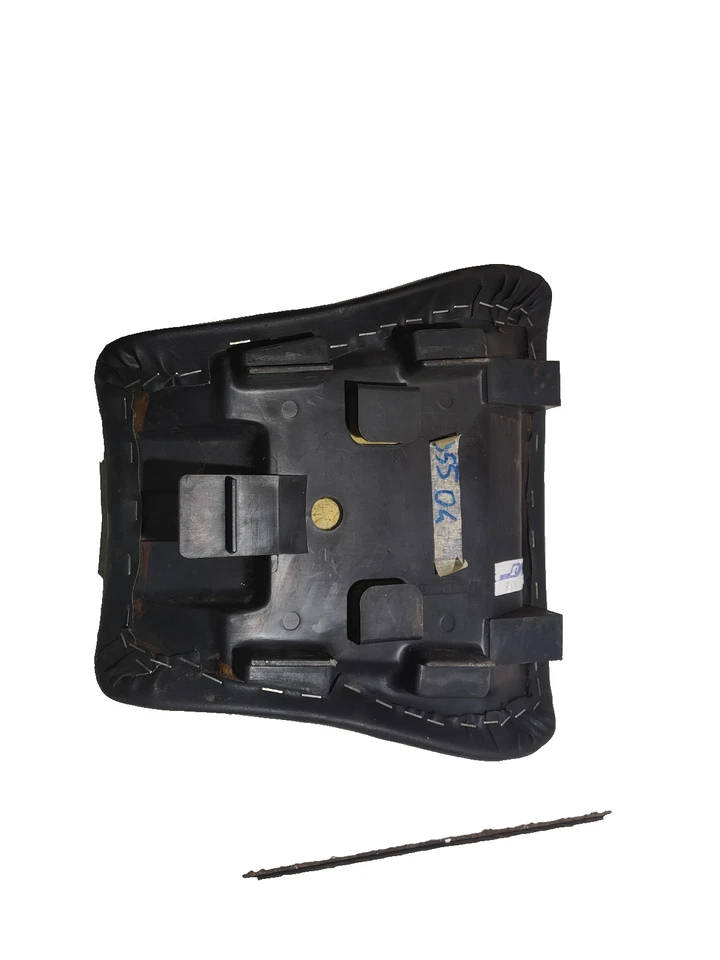 Triumph Speed Triple 955i 2003 2006 Saddle Pilot Original T2304870 Foto 2 de 4