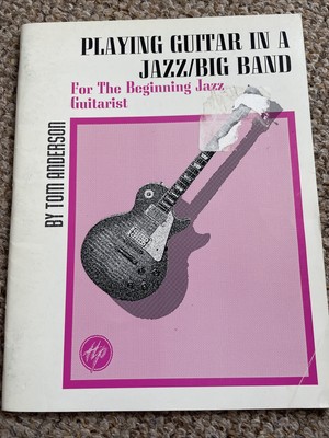 Gitarre spielen in einer Jazz/Big Band von Tom Anderson (Taschenbuch, 1995)
