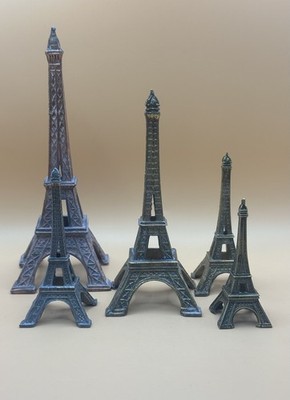 Set Of 5 Eiffel Towers 3 Are Marked Italy 2 Are Marked France