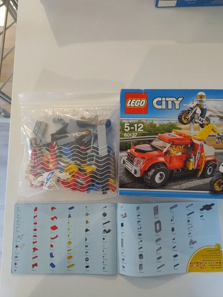 LEGO City 60137 Tow Truck Trouble, foto 2 di 3