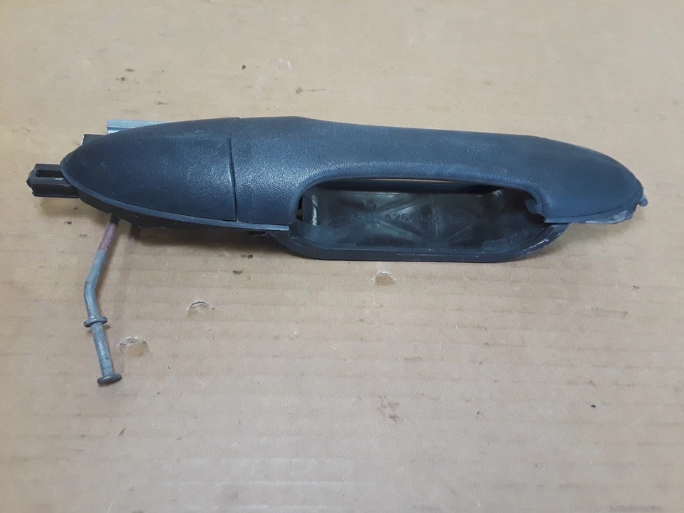 Manija de puerta exterior trasera derecha ford focus 2002 2007 fabricante original negro j018 Foto 2 de 4