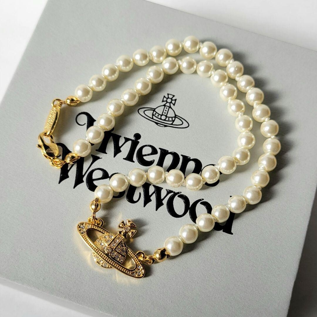 Vivienne Westwood pearl necklace Mint 42㎝ | eBay Vivienne Westwood pearl necklace Mint 42㎝ | eBay