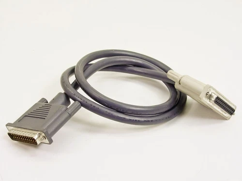 Iomega 3-Foot Zip Drive Cable 25-Pin Parallel Male / Female - LL64151 E128143