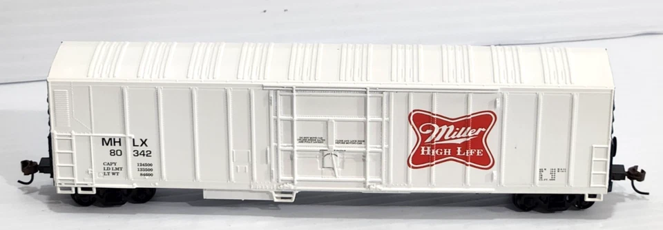HO Athearn Vintage Miller High Life 57' Reefer 9619 Ready to Roll - Image 2 of 4