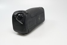 Genuine OEM Nikon MB-D10 Multi Power Battery Grip G124