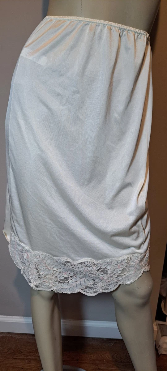 Vintage des années 60 Henson Kickernick dentelle en nylon blanc