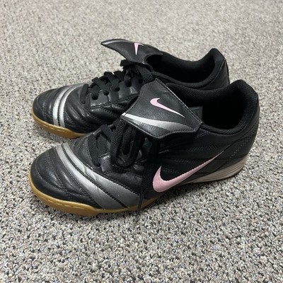 Vintage 2008 Nike Tiempo Indoor Soccer Shoes - womens size 8 | eBay