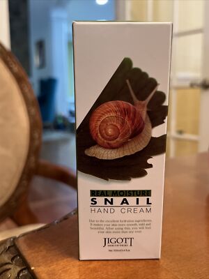 Jigott Real Moisture Snail Hand Cream 3.4 oz 100 Ml BNIB Fresh Korea Made