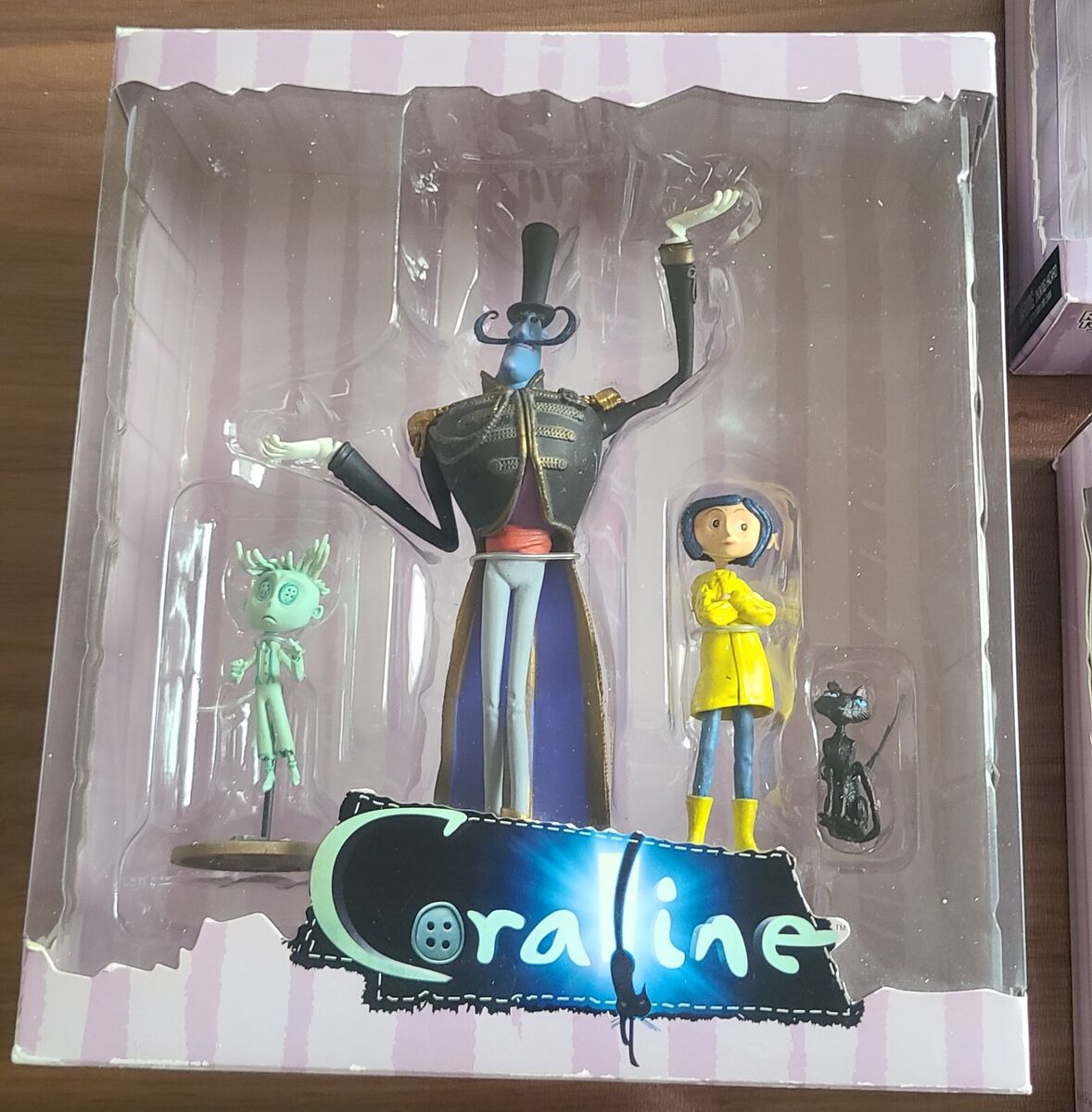 NECA Coraline The Button Witch Figure set unopend Ghost NECA Coraline The Button Witch Figure set unopend Ghost