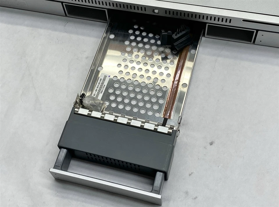 Apple Xserve 2,1 A1246 Server Intel Xeon E5462 2.8GHz CPU 4GB RAM *No HDD* - Image 3 of 4