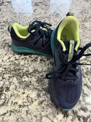 New Balance Women's Dynasoft Nitrel Trail Running Shoe Size 6 1/2