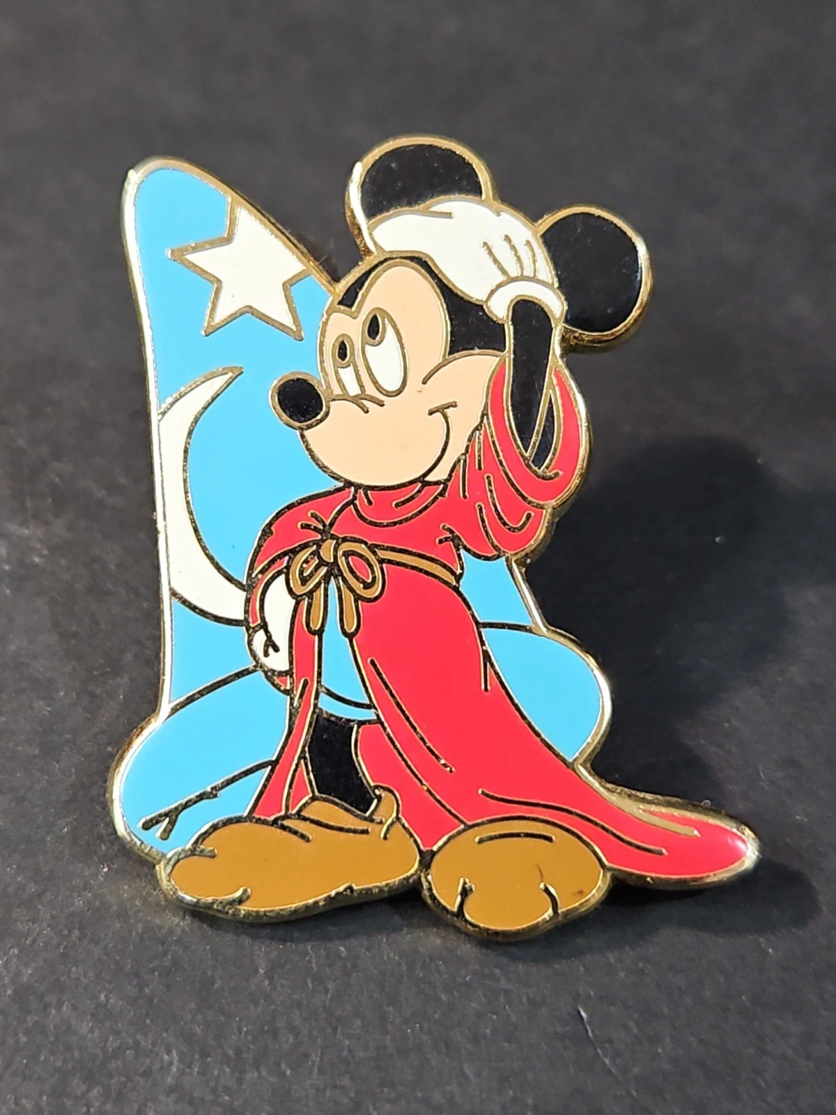 Disney Mickey Mouse Fantasia Sorcerer 2004 Single Collectible Pin