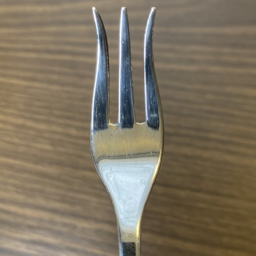 International Silver Co. SILVER LACE Pickle Olive Fork 6 1/8” Silverplate - Picture 8 of 10