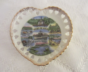 Vintage Weirs Beach NH Souvenir Plate - Reticulated Heart Edge
