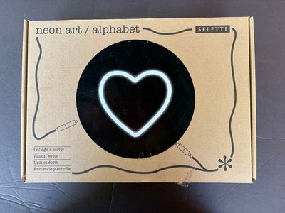 Seletti Neon Art /Alphabet Heart New in Box