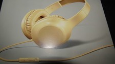 NIB Heyday YELLOW Wired HEADPHONES w/3.5 mm Aux Plug  Microphone w/Remote